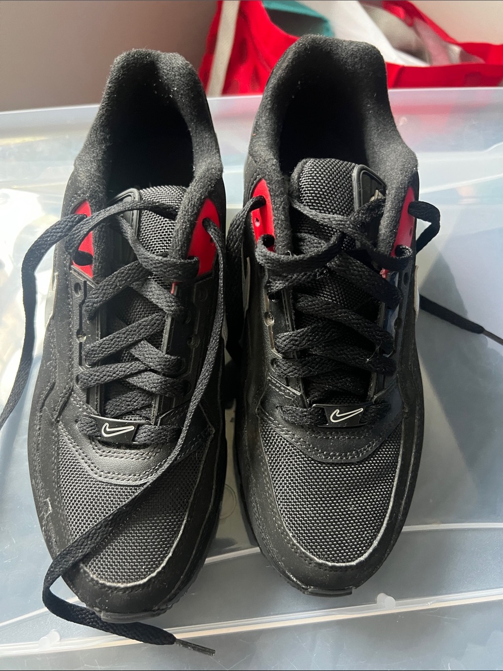 Nike Men’s Black Sneakers with Red Accents